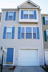 43520 Greenwich Sq, Ashburn VA  20147-4555 exterior