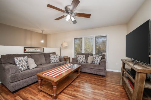 348 Sherwood Ct, Lemont IL  60440-2072 exterior