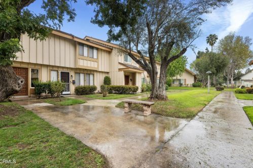 9604 Karmont Ave, South Gate, CA 90280-5409