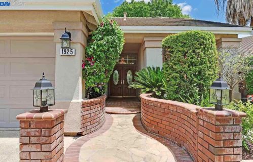 1925 Tahoe Cir, Tracy, CA 95376-8921