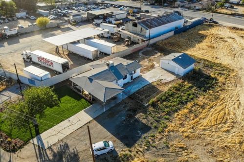 9357 Bellegrave Ave, Riverside CA  92509-2738 exterior