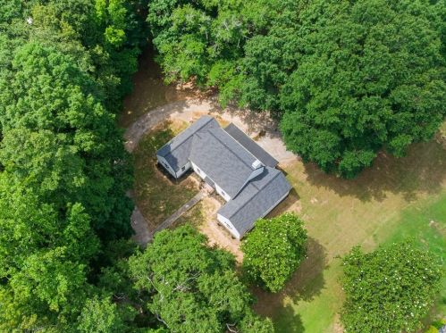 5000 Greentree Trl, Atlanta GA  30349-1736 exterior