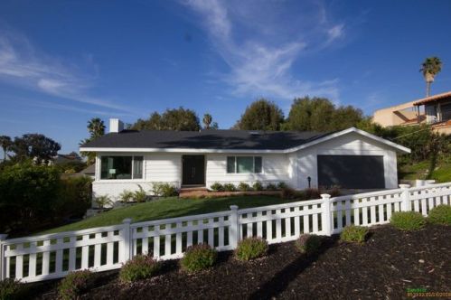 920 Sidonia St, Encinitas, CA 92024-2358