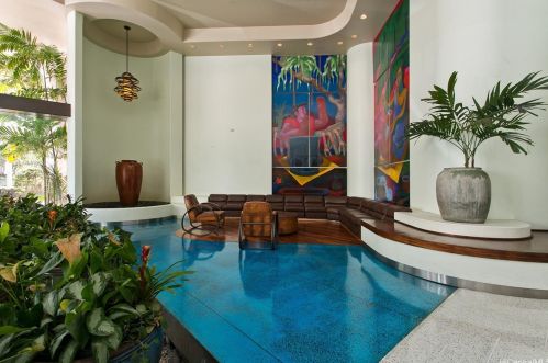 700 Richards St, Honolulu HI  96813-4605 exterior