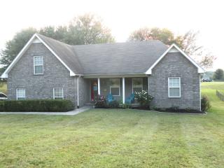 139 Briley Ln, Portland, TN 37148-5118