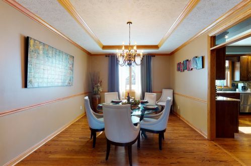750 Fairway Ln, Sycamore IL  60178 exterior