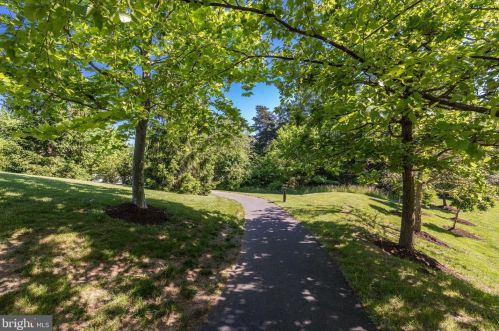 43640 Lees Mill Sq, Leesburg, VA 20176-3818