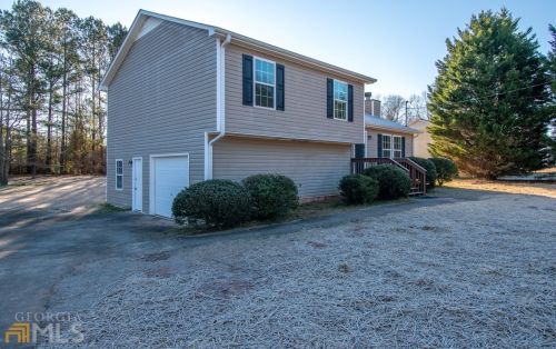 238 Lambert Overlook Cir, Carrollton, GA 30117-4986