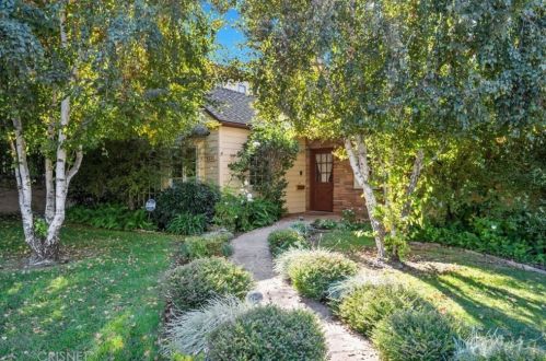 4231 Saugus Ave, Van Nuys, CA 91403-4407