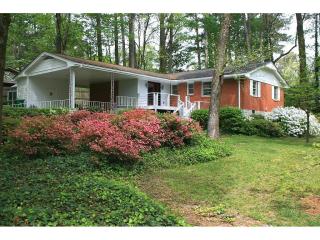 1187 Blueberry Trl, Decatur, GA 30033-3035