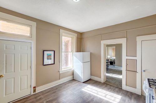 1038 Academy Ave, Cincinnati OH  45205-1643 exterior