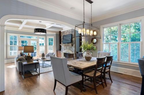 555 Glenmanor Ct, Atlanta GA  30328-4270 exterior