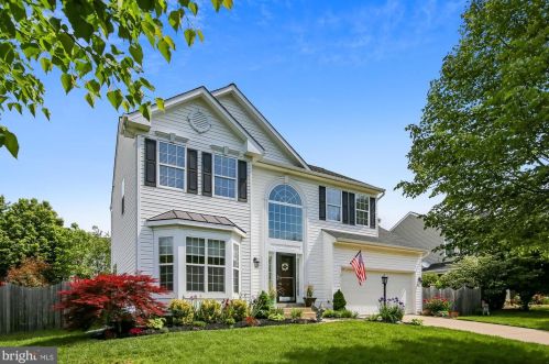 669 Wintergreen Dr, Purcellville, VA 20132-3288