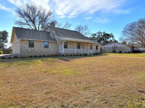 109 Clear Springs Rd, Georgetown, TX 78628-2610