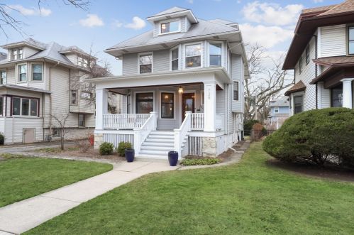 729 Ridgeland Ave, Oak Park, IL 60302-1735
