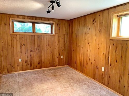 375 Floral Ave, Saint Paul MN  55126-5331 exterior