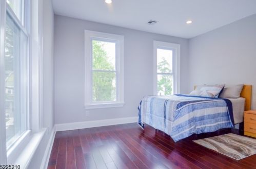 9 James St, Montclair NJ  07042-2901 exterior