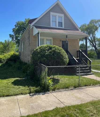1271 72nd St, Chicago, IL 60619-1311