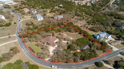 9915 Derecho Dr, Austin TX  78737-1027 exterior