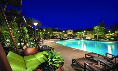 21 Gramercy, Irvine CA  92612-0008 exterior