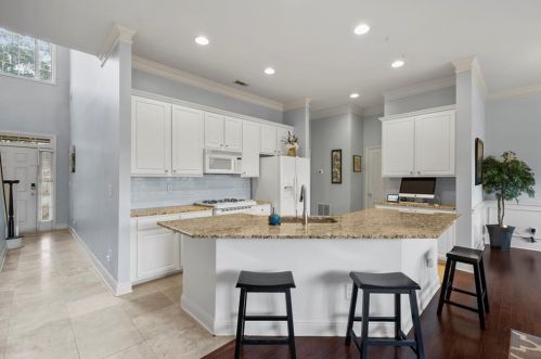 3433 Henderson Reserve, Atlanta GA  30341-6054 exterior