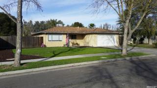 1663 Sacramento Dr, Merced, CA 95348-1569