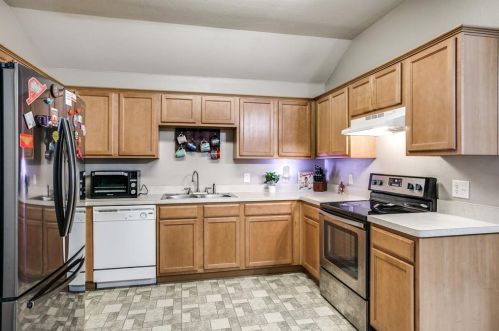 9945 Crystal Vly Way, Dallas TX  75227-5235 exterior