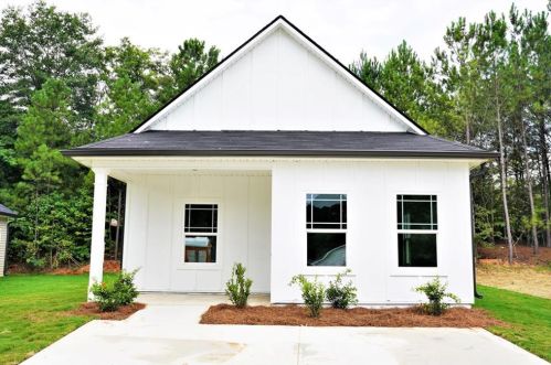 103 Chalfont Cir, Carrollton, GA 30117-2157