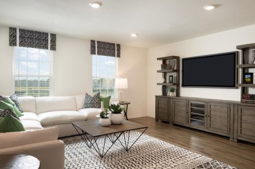 801 Powell St, Uhland, TX 78640-6062