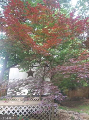 90 Cumberland Dr, Rex GA 30273-1800 exterior