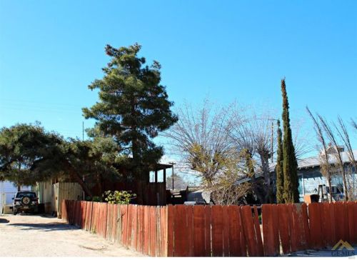 113 Taylor St, Taft, CA 93268-2113