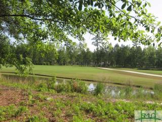 122 Puttenham Xing, Savannah, GA 31322-9608