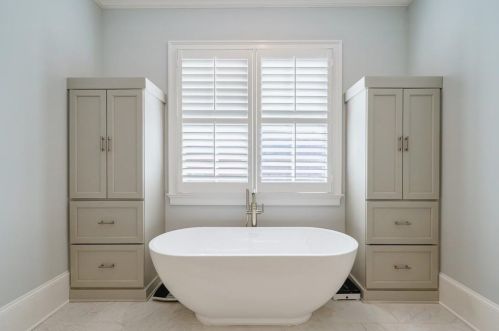 628 Crescent River Pass, Suwanee GA  30024 exterior