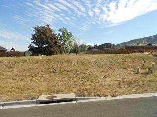 1040 St Frances Dr, Medford, OR 97504-9471