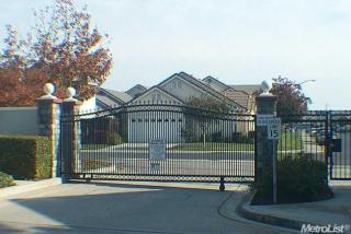 202 Quarry Stone Way, Manteca, CA 95336-2881
