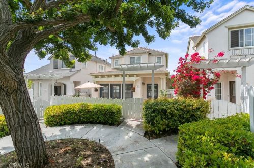 160 Trellis Ln, Irvine CA  92620-0214 exterior