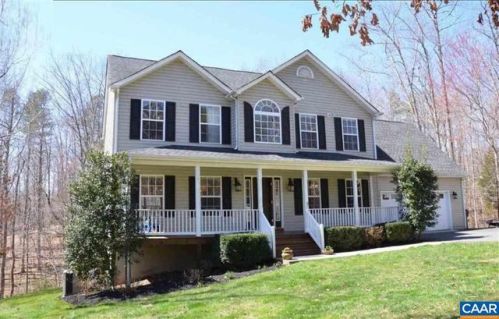 31 Possum Ln, Bybee, VA 22963-3223