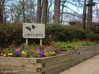 2022 Lakebreeze Way, Herndon, VA 20191-4021