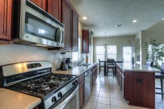 2 Bay Mills Pl, Spring TX  77389-4691 exterior