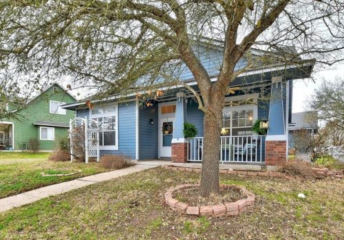 6013 Hartson, Uhland, TX 78640-8828