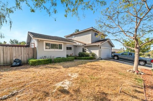 2268 Mesa Verde Dr, Milpitas, CA 95035-6633