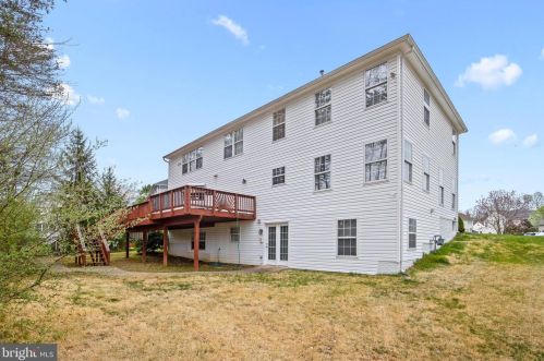 15108 Hawksbill Ct, Woodbridge, VA 22193-5831