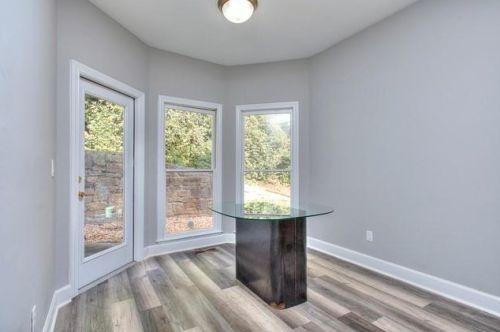 1 Frst Rdg Ct, Atlanta GA  30350-1802 exterior