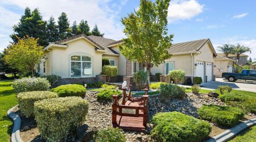 968 Sweet Pea Ln, Manteca, CA 95336-8556