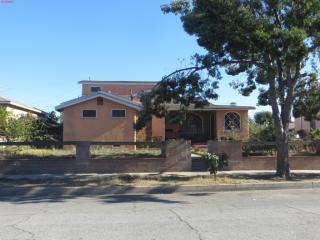 1432 4th St, Montebello, CA 90640-6403