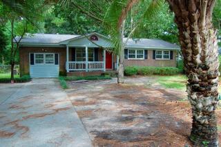 511 Carpenter St, Charleston, SC 29412-2707