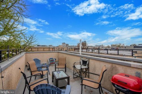 2001 Cleveland St, Philadelphia PA 19121-1501 exterior