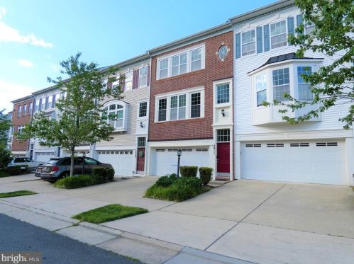 4911 Potomac Highlands Cir, Triangle VA  22172-1786 exterior