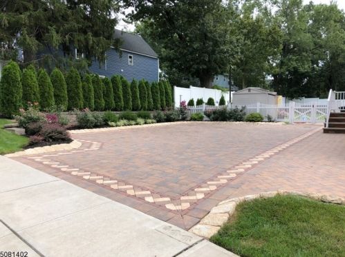 19 Watchung Pl, Bloomfield, NJ 07003-5323