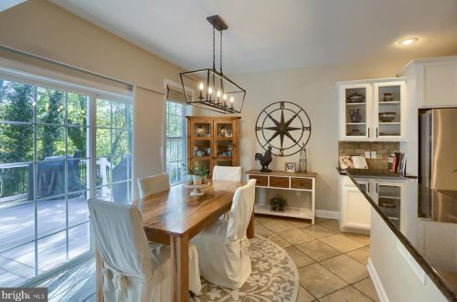 101 Shatto Dr, Carlisle PA  17013-2120 exterior